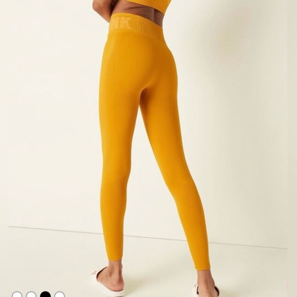 PINK Victoria’s Secret High-Waisted  Seamless Leggings Yellow Mustard Size M NWT